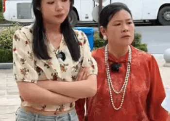 F0811004 相亲遇到奇葩母女 part2