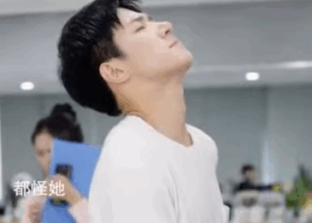 B1011003 总裁夫人隐藏身份去公司实习 却被心机主管故意刁难 谁料霸总出现后打脸众人 立夏有力 part2