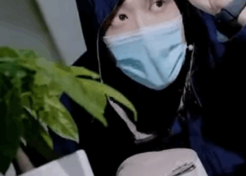 C1011001 七七照顾小乞丐被心机女羞辱 没想到她竟是总裁的女儿 一声爸爸心机女被啪啪打脸 陈七七 part2