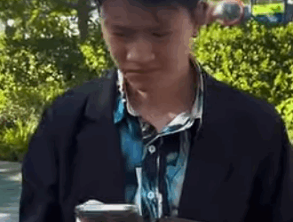 G0911001 越长大越觉得善良很可贵 见多了形形色色的人 我依旧会真诚地待人 只是我不会再寄以厚望 #熱播短劇 #短劇 #正能量 #善良 #熱門 #剧情 #感情 part2