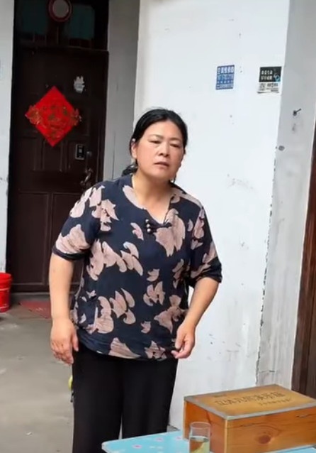 A0611005 为何母亲借给表弟的五千块钱变成五百了 part2