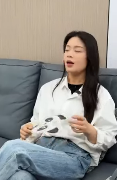 F1211005 已经出嫁的女儿应该平均分担娘家父母的医药费吗 part2