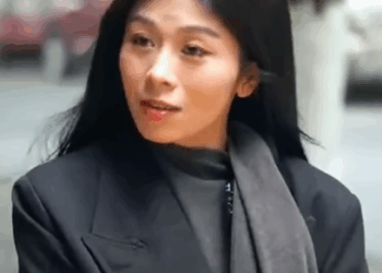 A1311001 窮小子乞討被富家女資助 不料多年後窮小子成富豪回來報恩 幫助破產的富家女 言謹 你別走 part2