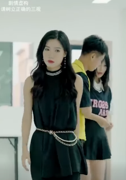 C1311005 弟弟为了女友跑出送外卖 不料被嚣张经理一顿羞辱 七总出现后让场面变得十分精彩 陈七七 part2