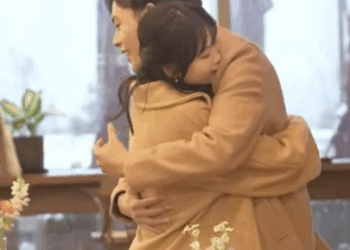 F1511004 永远不要去怀疑别人爱不爱你 你从来不是别人的影子 #短剧 #情感 #故事分享 #爱情 #婚姻 #感情 #女生必看 part2