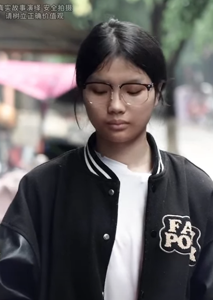 A1811004 新來的實習生第一天上班就被領導開除 下屬當面質疑其決定 結局讓人淚奔 言謹 你別走 part2