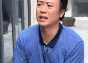 D1811003 男孩踏破铁鞋凑不齐妹妹学费 一个转身却遇到了曾经的女同学 结果万万没想到 #剧情 #正能量 #爱情 #万万没想到 #情感 part2