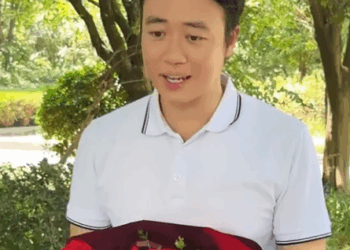 D1811002 哥哥带着弟弟去相亲 结果弟弟没成哥哥成了 #剧情 #相亲 #短剧 #万万没想到 #情感 #反转剧情 part2