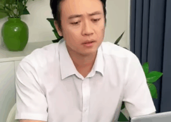 D1811001 贤妻扶我凌云志 我还贤妻万两金 #剧情 #正能量 #夫妻 #短剧 #万万没想到 #情感 #弘扬正能量 part2