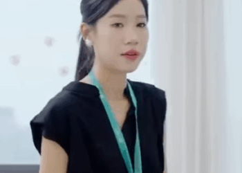 C2011002 渣男为了前途抛弃女友 转身跪舔绿茶女 女友真实身份曝光他追悔莫及 陈七七 part2