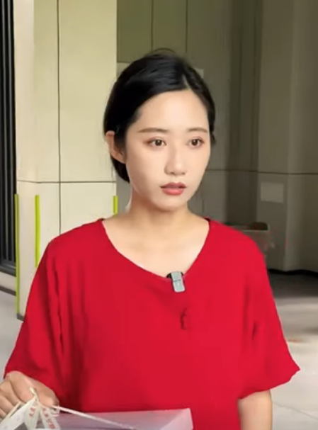 D1911002 离婚五年的妻子上门借钱 多年的误会终于解开 #婚姻 #万万没想到 #剧情 #正能量剧情 #正能量 #情感 #短剧 part2