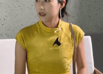 D2011002 被陌生女孩儿误以为乞丐 不料却意外成了缘分的开始 #爱情 #剧情 #万万没想到 #情感 #搞笑 #短剧 #正能量剧情 part2