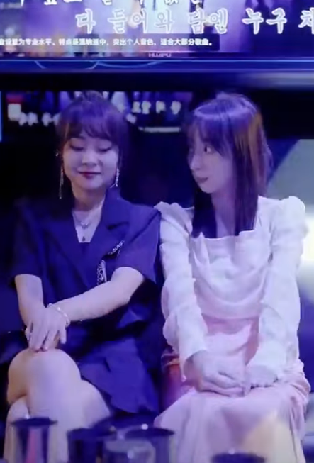 C2111002 总裁隐藏身份到餐厅视察 不料竟被恶毒富少羞辱 亮明身份富少连忙下跪求饶 陈七七 part2