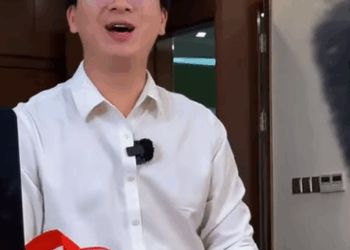 F2211001 落地为兄弟 一生父母恩 兄弟姐妹是父母留给我们的最大财富 #熱播短劇 #善良 #短劇 #正能量 #感情 #剧情 #兄弟情 part2