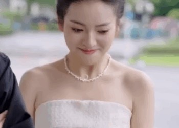 B2511004 女孩找假男友参加前任订婚宴 却被当众羞辱 没想到假男友竟然是总裁当场帮她报仇 立夏有力 part2