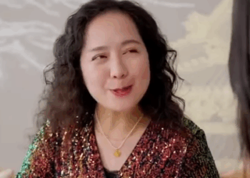 C2311002 好心帮了捡破烂的大爷 他硬是要把孙子介绍给我当男朋友 没想到竟是个霸道总裁 陈七七 part2