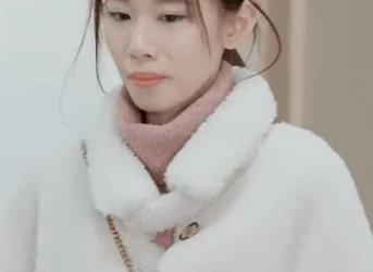 C2411001 女总裁隐瞒身份帮昔日好友 没想反被诬陷敲诈 表明身份后好友傻眼了 陈七七 part2