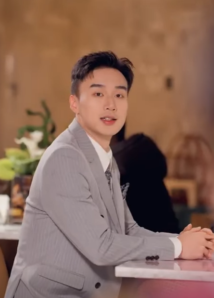 C2511002 蠢笨姨媽跑到總裁姪女店裡打工卻偷奸耍滑不幹活還幹偷錢 總裁直接報警叫她還錢 #短剧 #熱播短劇 #反转 #搞笑 part2