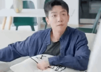 B0711005 心机主管故意对实习生冷嘲热讽 没想到实习生是总裁夫人 连忙低头认错 立夏有力 #立夏有力 part2