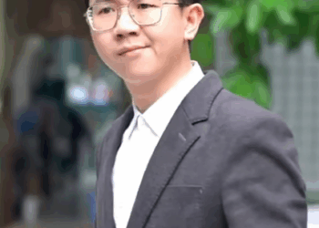 D2611004 只是簡簡單單的修車老闆竟然獅子大開口逼員工報高價 正義小夥卻立刻辭職免費給總裁修車 #正能量 #反轉 #情感 #搞笑 #高能段子手 part2