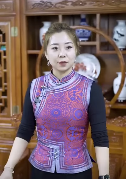 E2711001 女總裁故意在公司面前丟錢 考驗面試者的人品 不料只有農村小夥一個人通過 喜人娜娜 part2