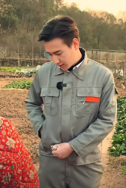 A2811004 女人带着孩子上班 意外遇到等待多年的人 #熱播短劇 #情感故事 #正能量 #霸道總裁 part2