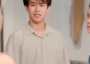 C2811002 小职员带后妈逛街却被她儿媳嫌弃穷酸 还要断绝母子关系 不料她嫁的竟是亿万总裁 一个电话开除儿媳吓得她跪地求饶 #反转 #短剧 #爱情 part2