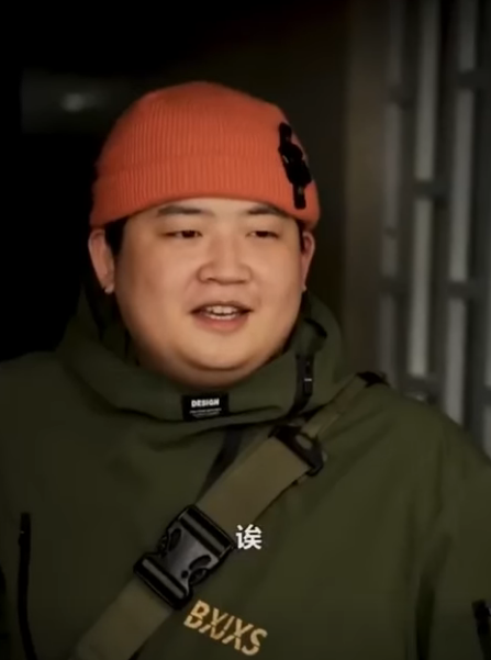 C2811004 女总裁隐瞒身份视察工作 不料被势利前男友当众羞辱 亮明身份渣男被吓得腿都软了 陈七七 part2