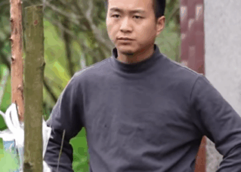 D2811003 工地發了工資第一時間交給老婆 只因自己截留了2千塊 媳婦居然這樣做 言謹 你別走 part2