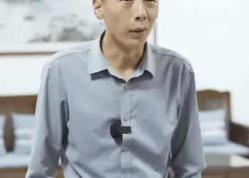 E2811003 惡毒經理欺負乞丐被美女總裁看見 後來知道對方是合作方 立刻解除合作 part2