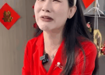 A3011001 无论生生活将我们带到何处 亲情也永远剪不断 #剧情 #情感 #家庭 #正能量 #万万没想到 #反转 part2