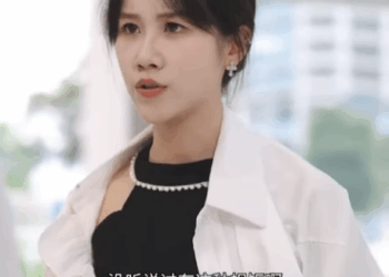 C3011004 神秘女子进店卖奢侈品包包 被店员一眼看出问题 这个包是偷来的 陈七七 part2