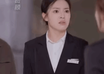 A0611004 金牌女銷售瞧不起邋遢老頭 還想把對方趕出店門 得知對方身份後她傻眼了 #短剧 #反转 #剧情 #正能量 part2