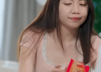 F0212004 別被外表騙了 精緻麪包 是偷工減料陷阱 商家黑心操作太下頭 #劇情 #反轉 #內容過於真實 #短劇 #熱門短劇推薦 #一定要看到最後 #movie part2.