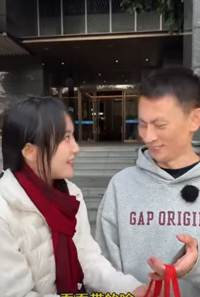 G0711001 借钱时见人品, 不是财富多少, 而是诚信几何 还钱时见真心, 是责任也是担当 #人品 #熱播短劇 #正能量 #短剧 #善良 part2