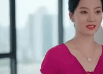 B0811005 穷小子假扮女总裁参加同学聚会 惨被老同学嘲讽小白脸 没想到穷小子身份被人戳破惊呆众人 立夏有力 #林动动 part2