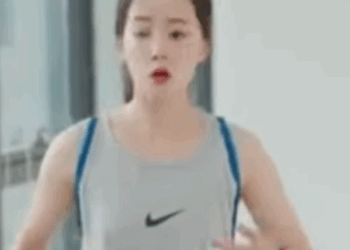 B0811004 董事长假扮老婆婆视察公司 没想到遭到经理的刁难 亮出身份后经理傻眼了 立夏有力 #林动动 part2