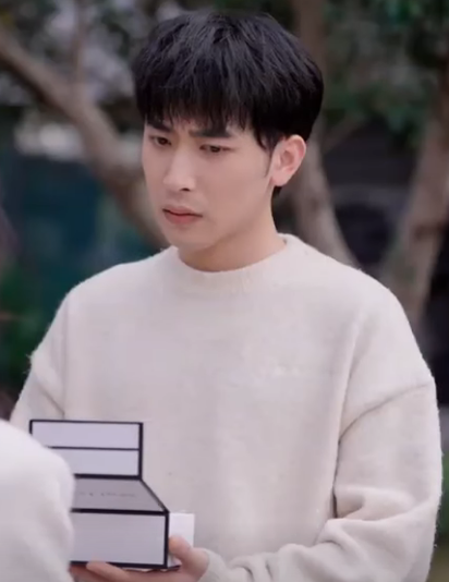 C0712005 姐姐让董事长弟弟装穷和亲戚吃饭 惨遭势利眼亲戚嫌弃 下一秒姐姐的一番话让他受益终身 陈七七 part2