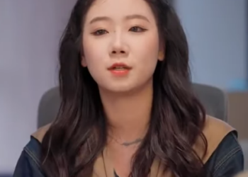 H0812003 女孩在市場賣了五年豬肉 這一天卻被開豪車的保安帶走 原來女孩竟是首富千金 盛夏光年 part2