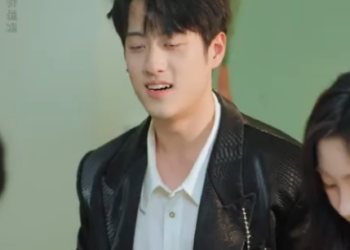 A0812007 小心 你在野外吃的每一口 可能都是 健康定時炸彈 #劇情 #反轉 #短劇 #熱門短劇推薦 #內容過於真實 #一定要看到最後 #movie #drama part2