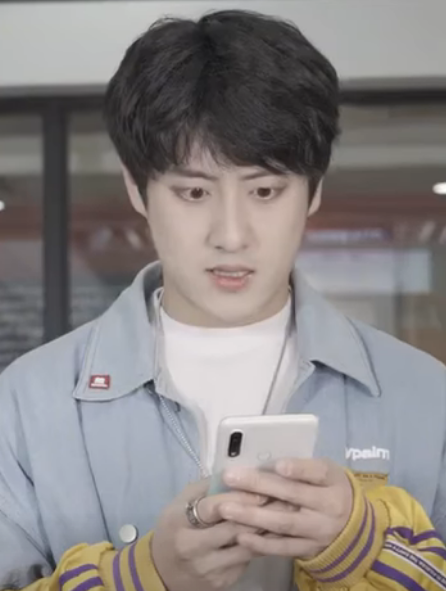 A1112006 完整版 兄長大人2 妳有這樣的家人嗎 幸運的人壹生都被童年治愈 不幸的人壹生都在治愈童年 #短劇 #熱門短劇推薦 #反轉 #懸疑 #劇情 #內容過于真實 part2