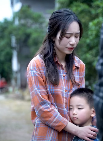 D0412002 有一種撕心裂肺的痛 就是明明相愛 確無法走到最后