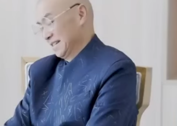 B2812002 养父和昔日好友聚餐 惨遭羞辱嘲讽 七总亮出真实身份后他追悔莫及 陈七七 part2