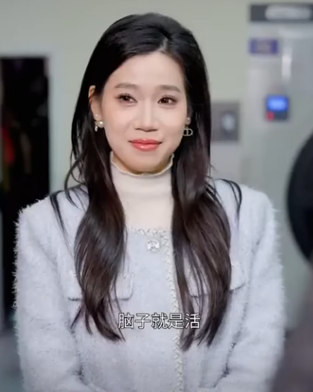 B3012001 恶毒舅媽求總裁姪女到店裡打工卻辱罵顧客還亂收錢 總裁直接上門甩她一巴掌 #短剧 #熱播短劇 #反转 #搞笑 part2