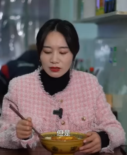 C3112005 每個人背后都會有那么一個默默愛他的人