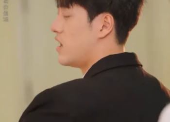 A0612010 驚了 準婆婆當場手撕 綠茶 護兒媳 這魄力比老公還足 #劇情 #反轉 #內容過於真實 #短劇 #熱門短劇推薦 #一定要看到最後 #movie part2