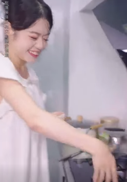 A0612009 離譜 民宿老闆玩 騷操作 趁租客不在二次賣鐘點房 結局大快人心 #劇情 #反轉 #內容過於真實 #短劇 #熱門短劇推薦 #一定要看到最後 #movie part2