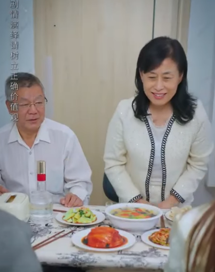 A0712004 天吶 美女主播竟拿小孩博眼球 結局反轉到我驚掉下巴 #劇情 #反轉 #短劇 #熱門短劇推薦 #內容過於真實 #一定要看到最後 #movie #drama part2