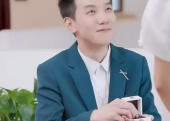 B1601005 老爸被外人嘲讽女儿找不到男友 女孩拉住小伙假扮男友 没想到却都是套路 #陈七七 part2