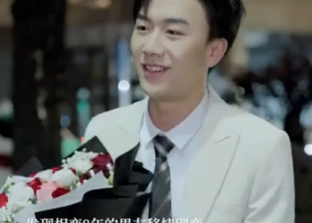 B0201003 三个苹果卖79快 七七退掉水果刺客还被臭骂穷酸非要强买强卖 气的七七打电话投诉让她丢掉工作流落街头 #短剧 #drama #反转 #剧情 part2